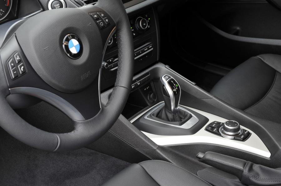  BMW X1 xDrive 2.8i TwinTurbo 2010 года  (фото 4 из 136)